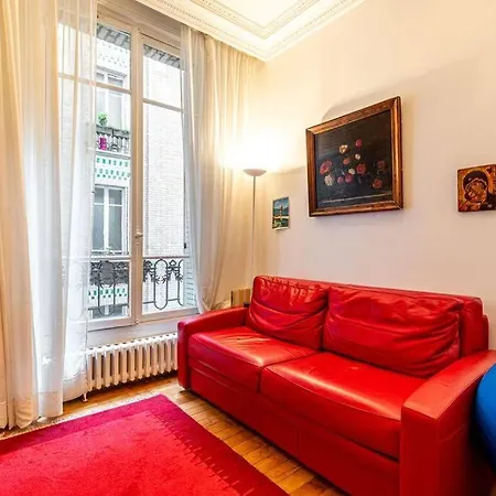 شقة Guestready - Charming Retreat Near Eiffel Tower *